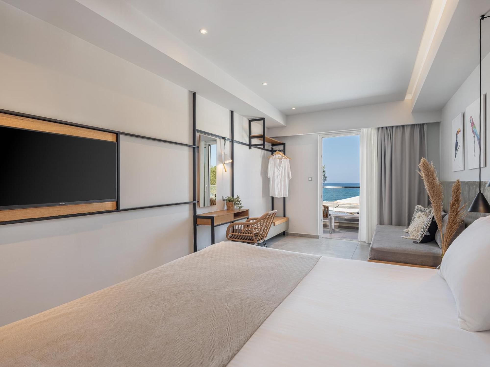 Alexia Beach Hotel Agia Marina Zewnętrze zdjęcie