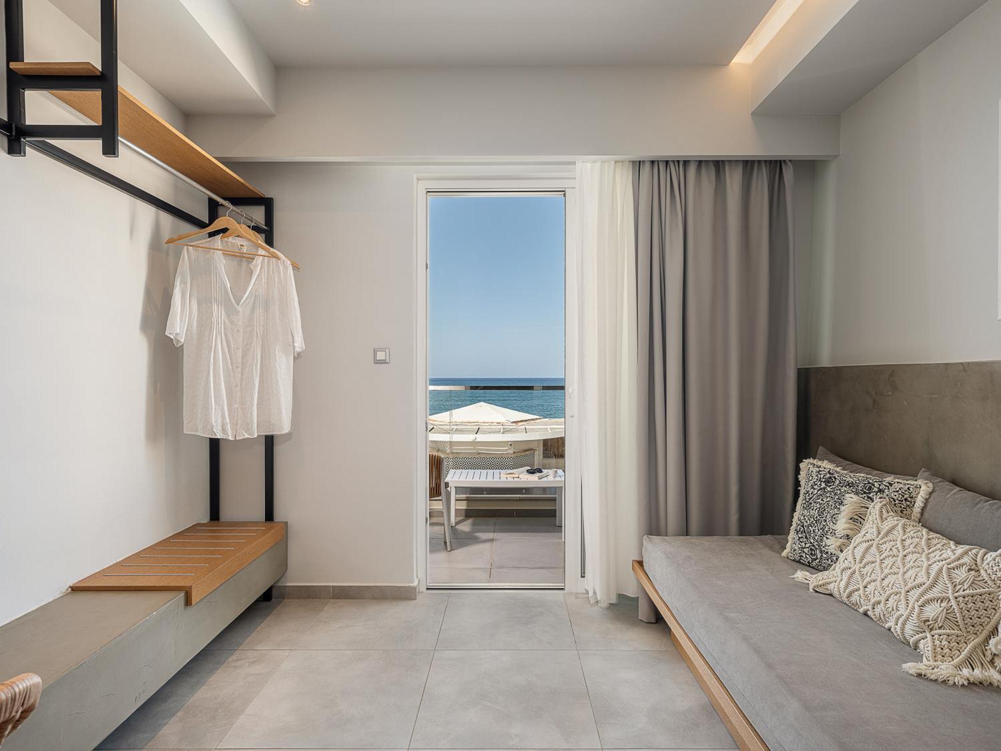 Alexia Beach Hotel Agia Marina Zewnętrze zdjęcie