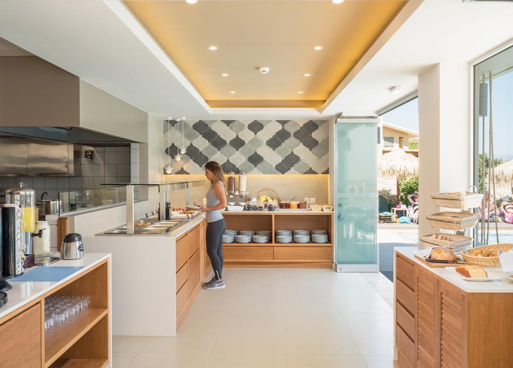 Alexia Beach Hotel Agia Marina Zewnętrze zdjęcie